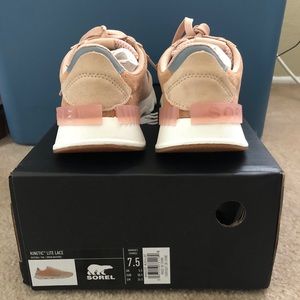 Sorel Kinetic Lite Lace Sneakers Size 7.5